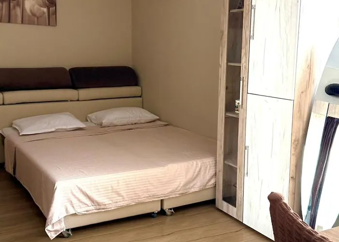 Daire In Desi's House *