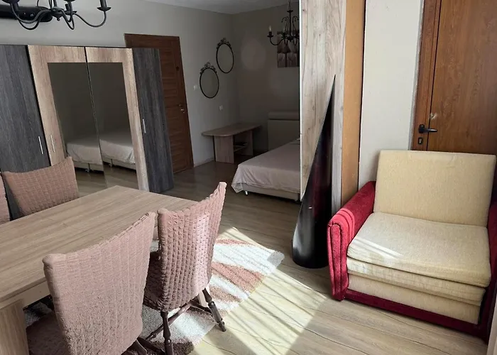 Apartment In Desi's House *